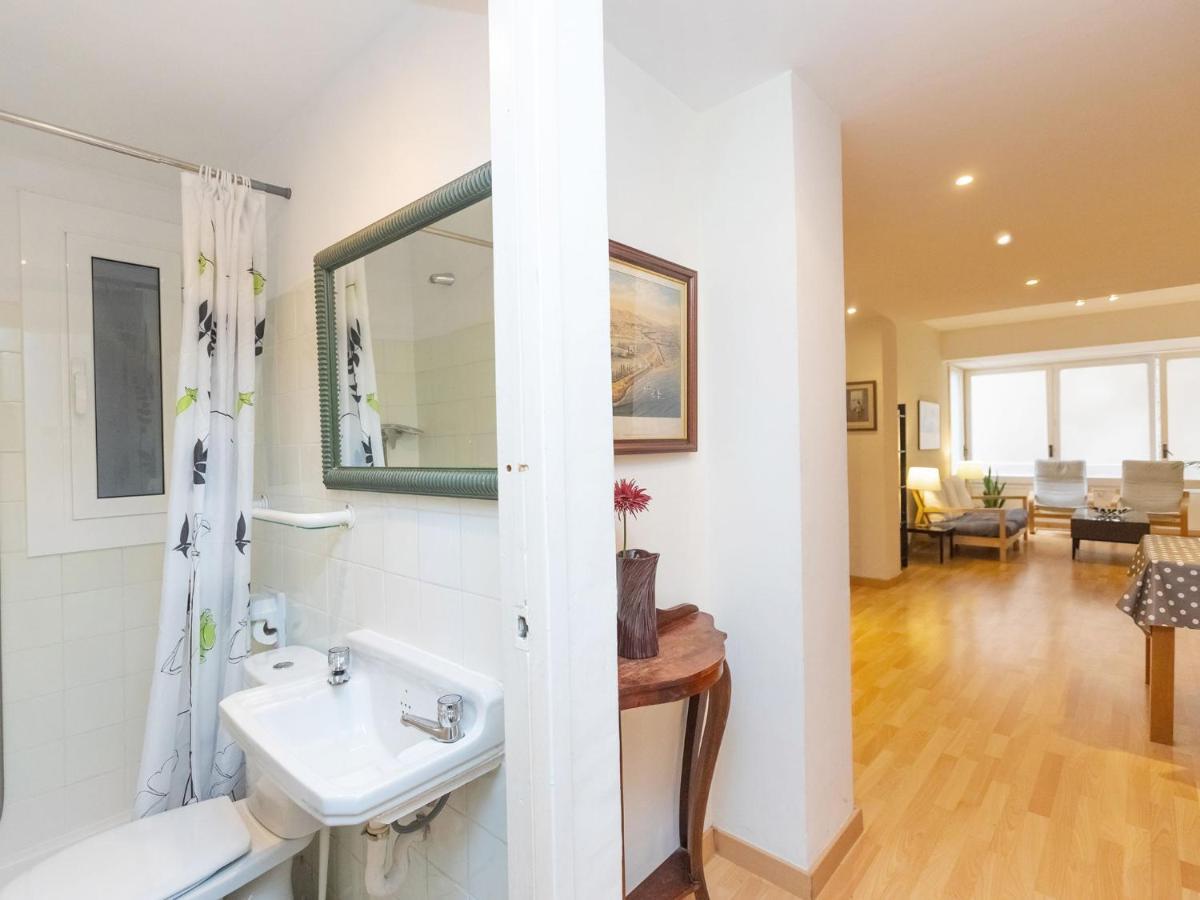 Apartment Eixample Dret Corsega Roger Lluria By Interhome Barcelona Kültér fotó
